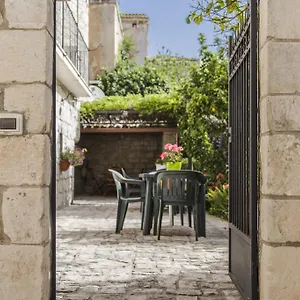 Nocleg ze śniadaniem Il Giardino Dei Mandarini, Modica